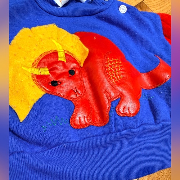 VINTAGE - CHAMP Activewear Blue Dinosaur Kids Shirt - Picture 2 of 4
